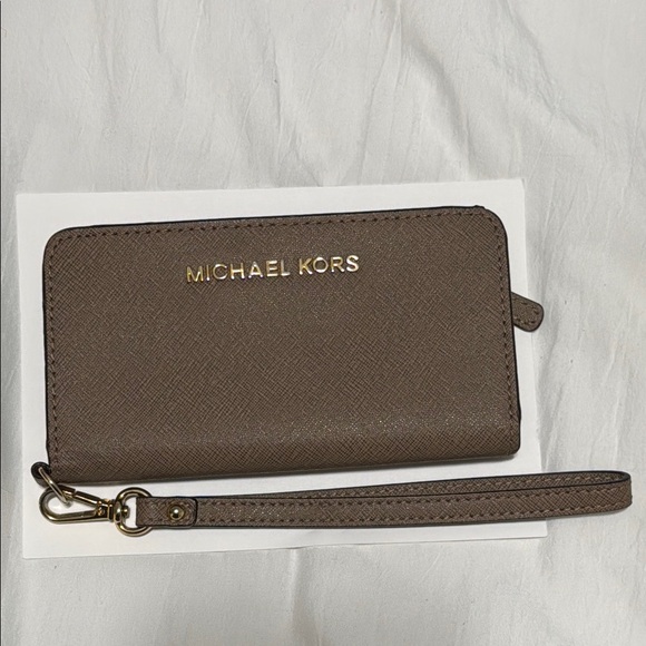 Michael Kors Brown Wristlet Wallet with Phone Slot - Picture 1 of 3